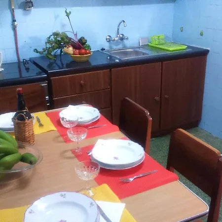 Holiday home 2 Bedrooms House With Sea View And Enclosed Garden At Gaula